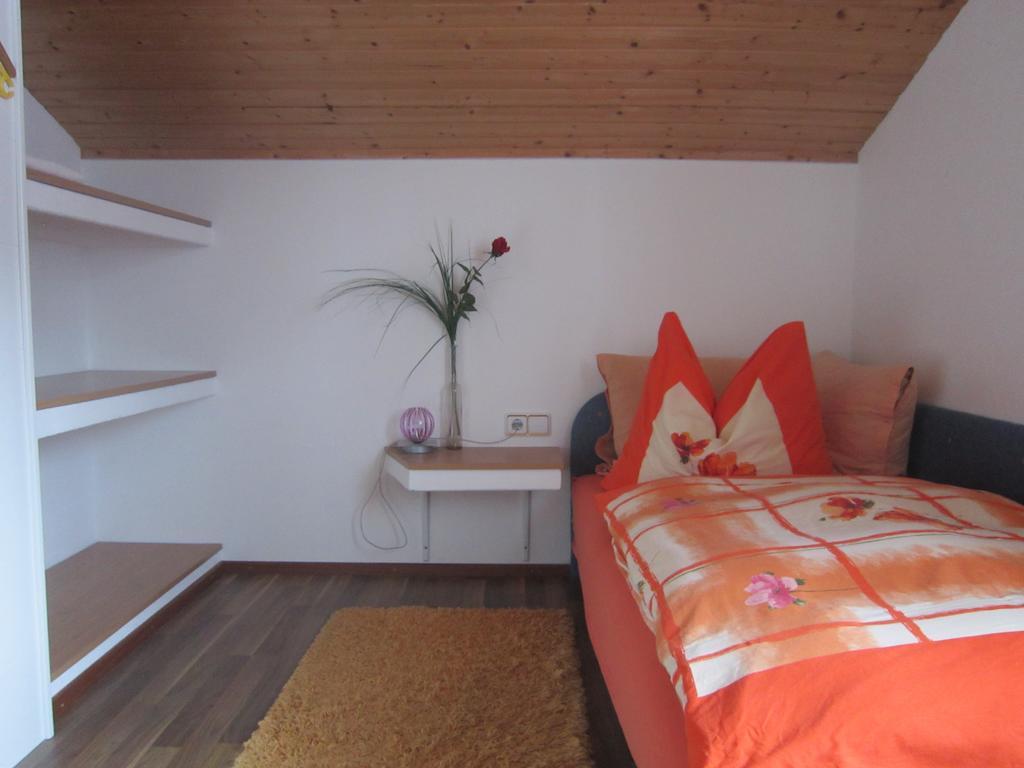 Haus Jochum Bed & Breakfast Langen am Arlberg ภายนอก รูปภาพ